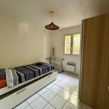 Nyaraló Bas De Avec Jardin *